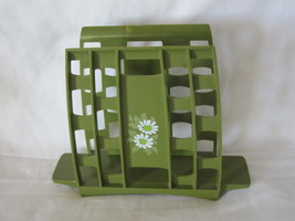 vintage Green Plastic Napkin Holder w/ white Daisies 6&quot; tall - £9.55 GBP