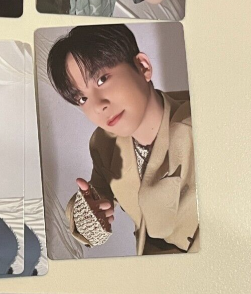 JONGHO offizielle authentische ATEEZ-Fotokarte GOLDENE STUNDE: Teil.1 Wo... - $9.99
