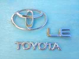 Genuine Toyota Camry Vista Aurion LE Emblem Nameplate  Trunk 1993 1994 1... - £24.31 GBP