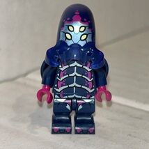 LEGO Space Series Collectible Minifigures 71046 - Alien Beetlezoid - $5.89