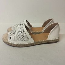 Wanted Womens 8 M White Faux Leather Flat Closed Toed Sandals NIB ZE0 - £18.39 GBP