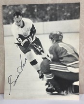 Gordie Howe Mr. Hockey Signed Autographed Vintage Book Page Black &amp; White 8x10&quot; - £42.57 GBP