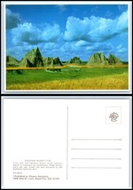 SOUTH DAKOTA Postcard - Badlands National Park, Eroding Monoliths C4 - $2.96