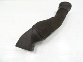 Mercedes W221 S400 duct, air intake, right 2720941411 - $532.97 MXN