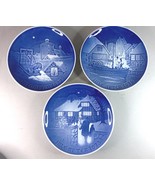 Lot of 6 Vintage Collectible Royal Copenhagen Christmas Porcelain Plates... - $1,496.57 MXN