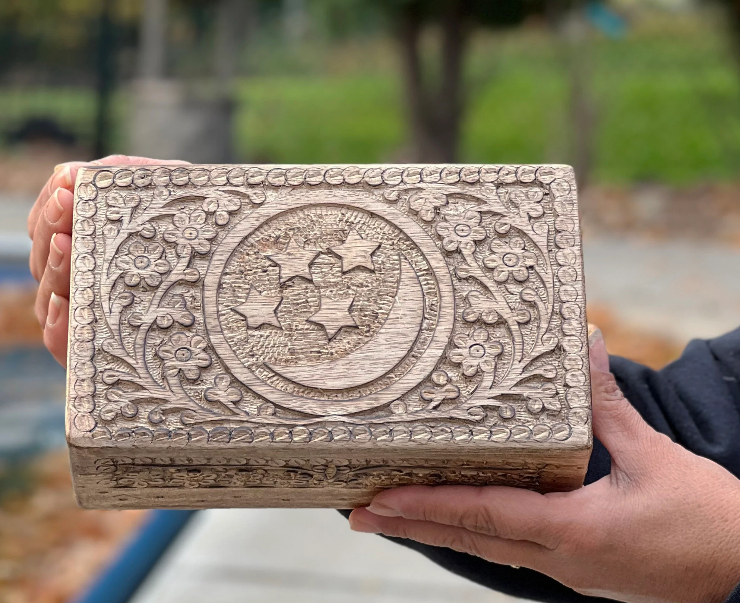 Hand Carved Celestials Star Moon Wooden Box Keepsake Jewelry Storage - $30.00