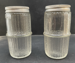 SET 2 SPICE CANNISTER! Vintage DEPRESSION GLASS kitchenware textured glass. - $319.52 MXN