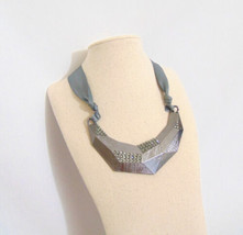 Department Store Grey Tone Simulated Diamond Satin Ribbon Choker Necklace E761 - £9.19 GBP