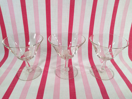 Beautiful Blush Rose by Bavarian Crystal Etched Rose Design 3pc Champagne Coupes - £18.93 GBP