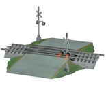 LIONEL-12052-FASTRACK OPERATING GRADE CROSSING W/FLASHERS-NEW-SH - £70.58 GBP