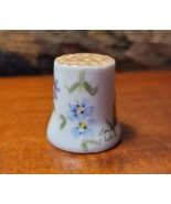 Vintage Hand Painted Flowers Porcelain Sewing Thimble Artist Signed Lois ?? - $186.88 MXN