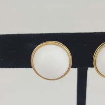 VINTAGE MONET WHITE AND GOLD TONE ROUND CLIP-ON EARRINGS CLASSIC SIMPLE  - $9.46