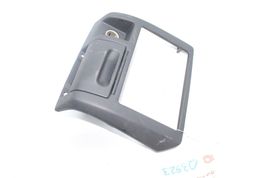 98-01 NISSAN FRONTIER DASHBOARD RADIO BEZEL TRIM Q3923 image 2