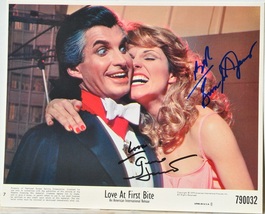 Love At First Bite Cast Signed Photo X2 - George Hamilton &amp; Susan St. James w/CO - £188.00 GBP