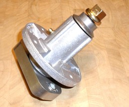 Deck Spindle for John Deere L100, L107, L108, L110, L120, L130, GY20050, GY20785 - £37.99 GBP