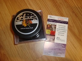 Chicago Blackhawks STAN MIKITA Signed Autograph Game Puck photo PROOF JS... - $197.99