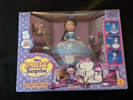 Vtg 1999 Miss Party Surprise Doll Set Winter Fun Party Cindy Toy Biz Skis NEW - $102.84