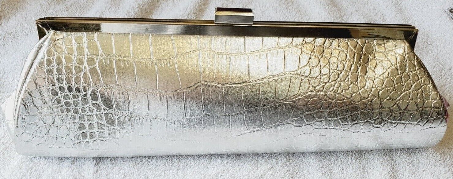I Squared Clutch Purse Silver Embossed Crocodile Prom Quinceanera Club New - $19.34