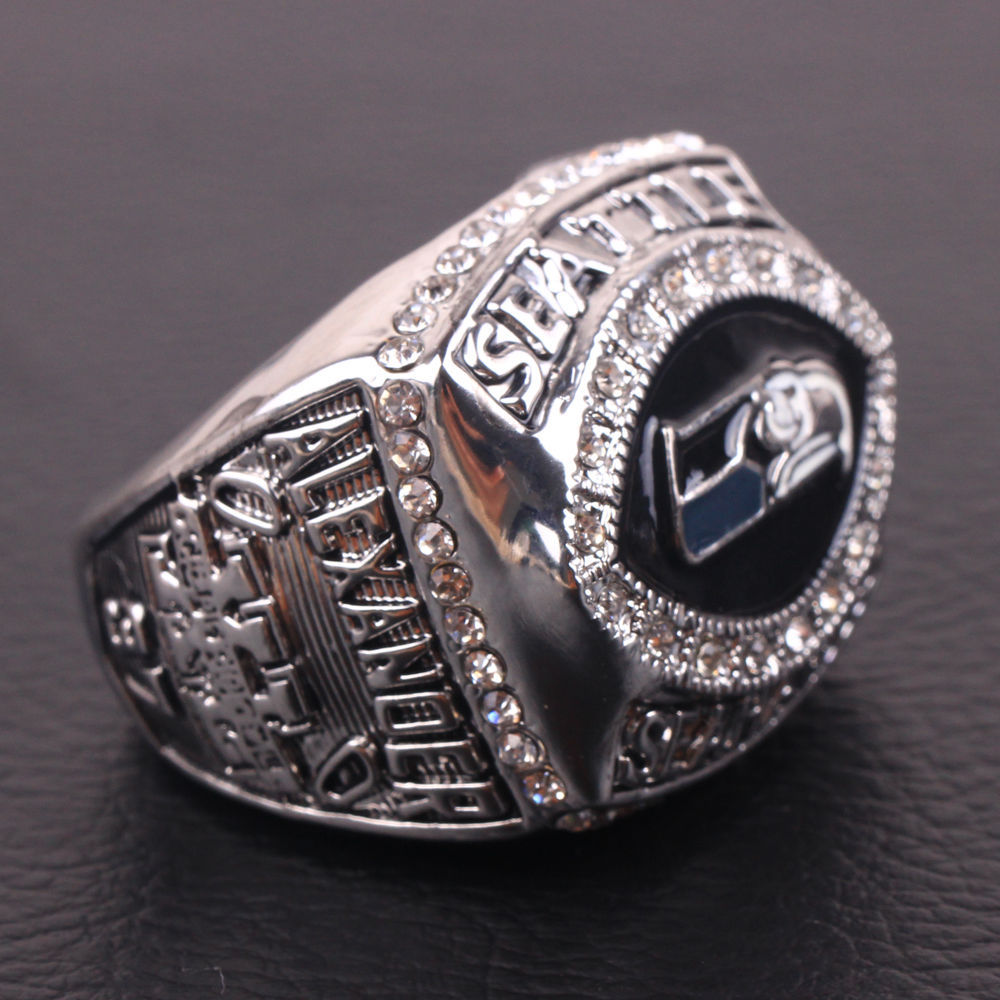 Russell Wilson Seattle Seahawks Replica 2013 Super Bowl Champions Ring - $25.00