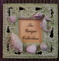 3D Seahorse &amp; Shells Frame Holds 3-1/2&quot; X 3-1/2&quot; Green &amp; White - £11.16 GBP