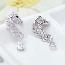 LUOTEEMI Brand New Unique White Gold-Color Horse Stud Earrings For Women Femme E - £16.36 GBP