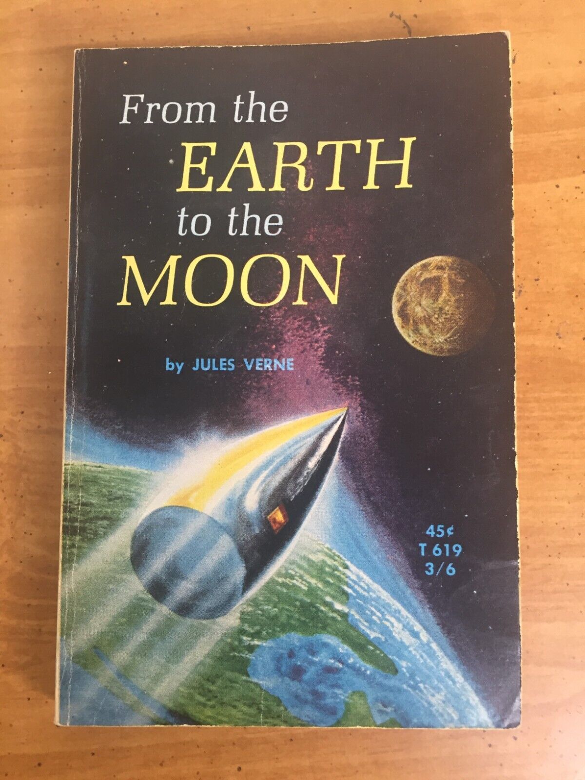 Primary image for 1966 From the Earth to the Moon Paperback Jules Verne - Scholastic Book Services
