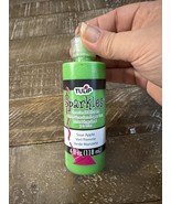 Tulip Sparkles Dimensional Fabric Paint Sour Apple - $556.80 MXN