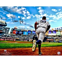 AARON JUDGE Autographed 16&quot; x 20&quot; &quot;Running On Field&quot; Photograph FANATICS - £491.86 GBP