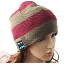Beanie Bebe Bluetooth Hat With Vintage Color Stripes - $40.28