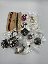 Lot of Costume Jewelry - 18 Pieces - £5.10 GBP
