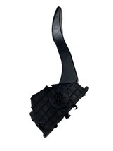 2017-2020 Lincoln Continental Gas Pedal Assenlby Black DG9C-9F836-AD OEM - $49.45