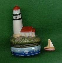 Lighthouse Hinged Box - £8.27 GBP