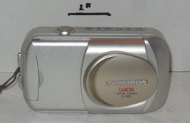 Olympus CAMEDIA D-395 3.2MP Digital Camera - Silver Tested Works - £37.51 GBP