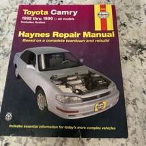 Haynes Repair Manual Toyota Camry 1992 thru 1996 All models- INCL Avalon... - $14.84