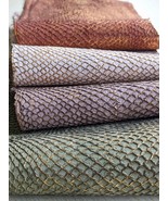 A lot of TWO Metallic Authentic Salmon Skins Hide Supple Leathe Leathercraf - $463.20 MXN