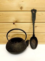 Cast Iron Lot of 2 Vintage Large Spoon Ladle and Tea Kettle No Lid - £21.56 GBP