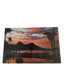 Postcard Sun Rising Over Famous Diamond Head at Waikiki Beach Chrome Posted - £5.45 GBP