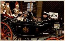 Royal Family Driven to Queen Mother Thanksgiving Queen Elizabeth II Postcard Z6 - £5.55 GBP