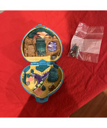 polly pocket pocahontas With Figures - $203.33 CAD