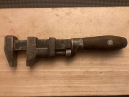 Vintage Coes Wrench Monkey Pipe 10&quot; Smooth Jaw Wood Handle Adjustable USA - $279.60 MXN