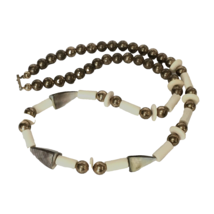 Necklace Mother Of Pearl Gold Tone Beads Vintage  - $14.00
