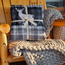 Donna Sharp Ridge Point Quilted Throw Patchwork Plaid Lodge Cozy Cabin Deer Grey - £22.14 GBP