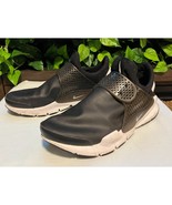 Nike Sock Dart SE Black Running Shoes Womens Size 7 Model 911404-001 EUC - $21.28