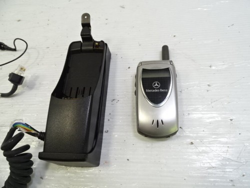 04 Mercedes R230 SL55 phone, motorola V60s flip telephone interface hands free q Item image 2