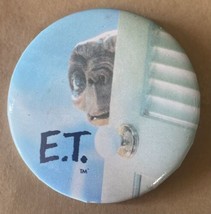 E.T. Extra Terrestrial 2.25&quot; Round Pin Back Button Universal City Studios - £10.22 GBP