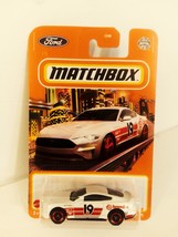 Matchbox 2021 #82 White 19 Ford Mustang GT Coupe MBX Metro Series Mint On Card - £11.19 GBP