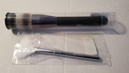 IT cosmetics Heavenly Luxe Brush No 16 and Sweeping Fan brush - 2 pc lot - NEW ! - £13.32 GBP