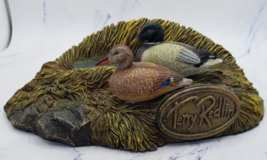 Terry Redlin Home Decor Two Mallard Ducks in Grass Figurine Accent - £19.49 GBP