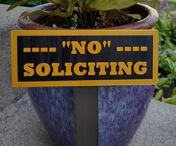 NO SOLICITING Yard Sign, Look at The Different Color Variations. - $186.74 MXN