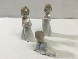 LLADRO Spain (set of 3) Christmas Girl Figurines Ornaments Nightgown Presents Ba - £45.89 GBP
